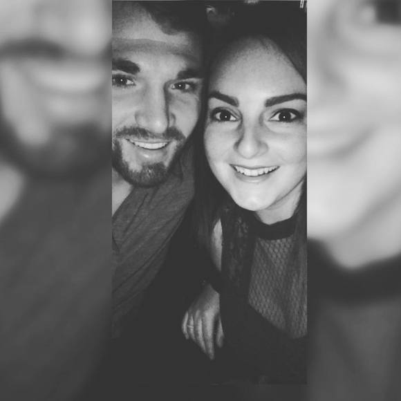 Meet your Posher, Brooke - Picture 1 of 1